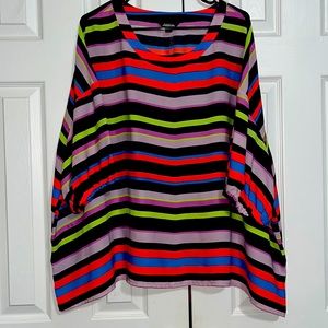 3/4 sleeves angled sides